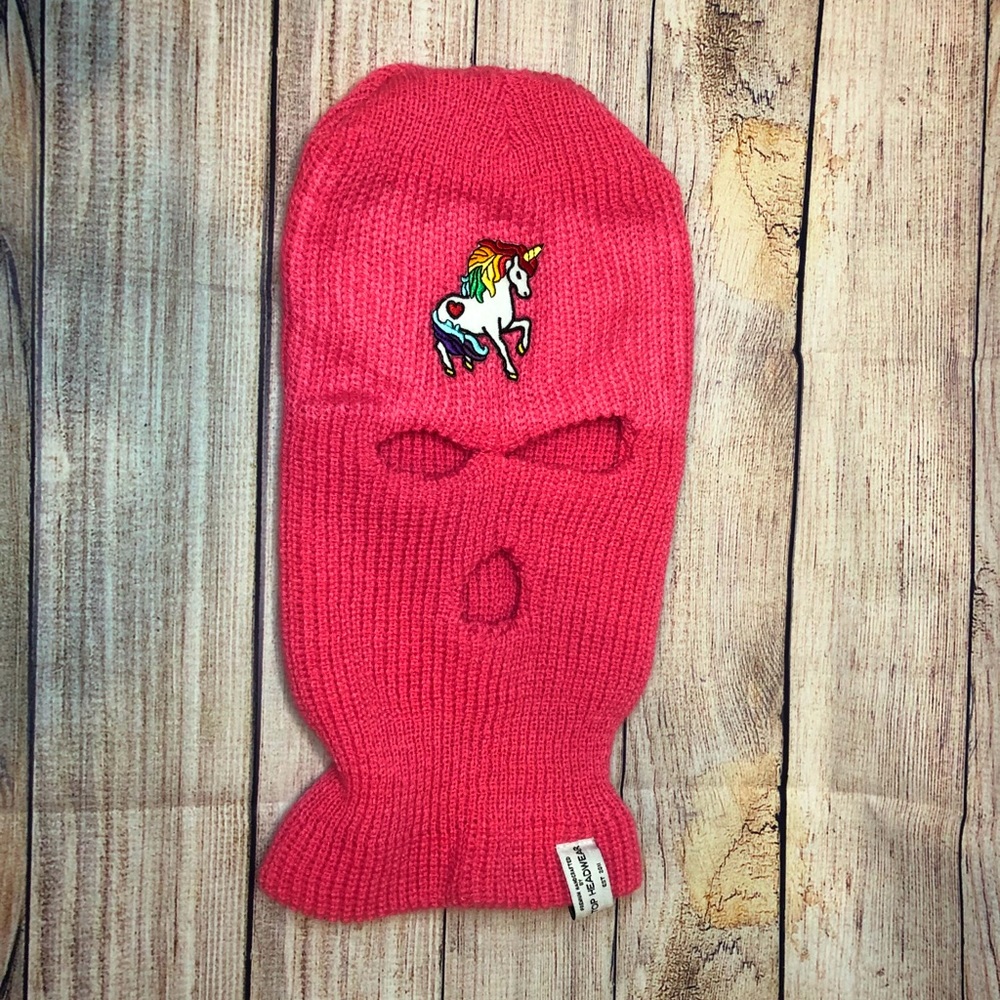 PINK SKI MASK🦄
